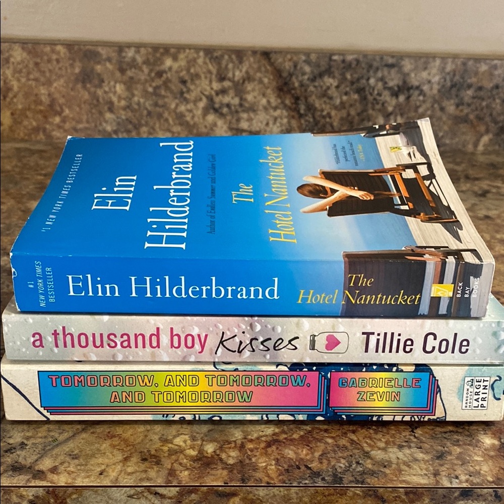 3 book bundle - popular fiction Booktok